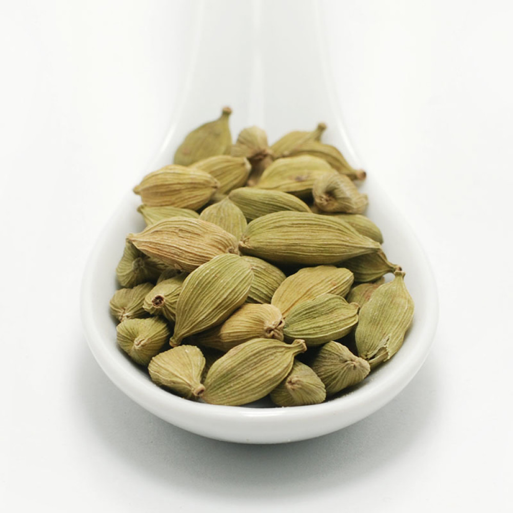 Whole green cardamom pods, 30 g