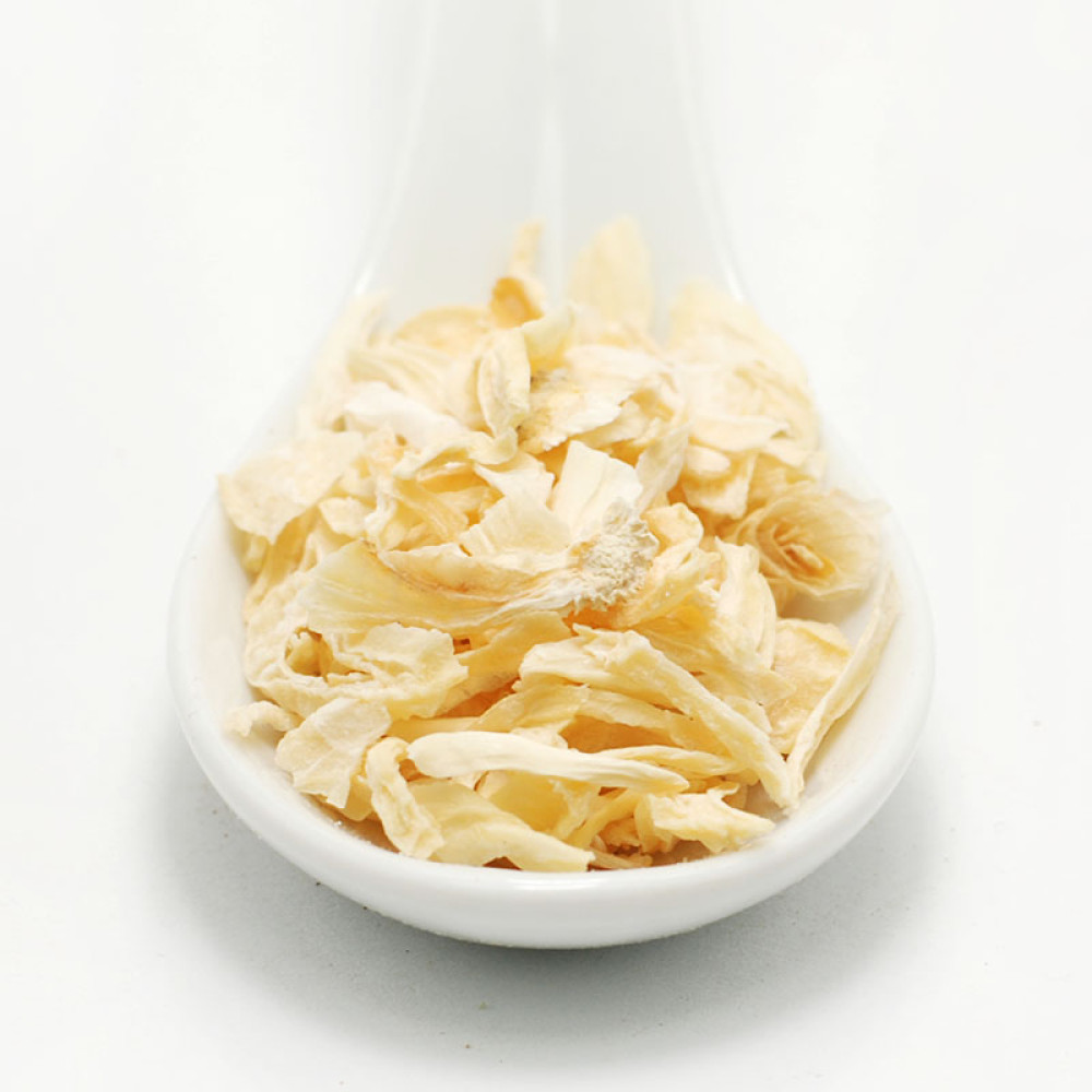 Onion flakes