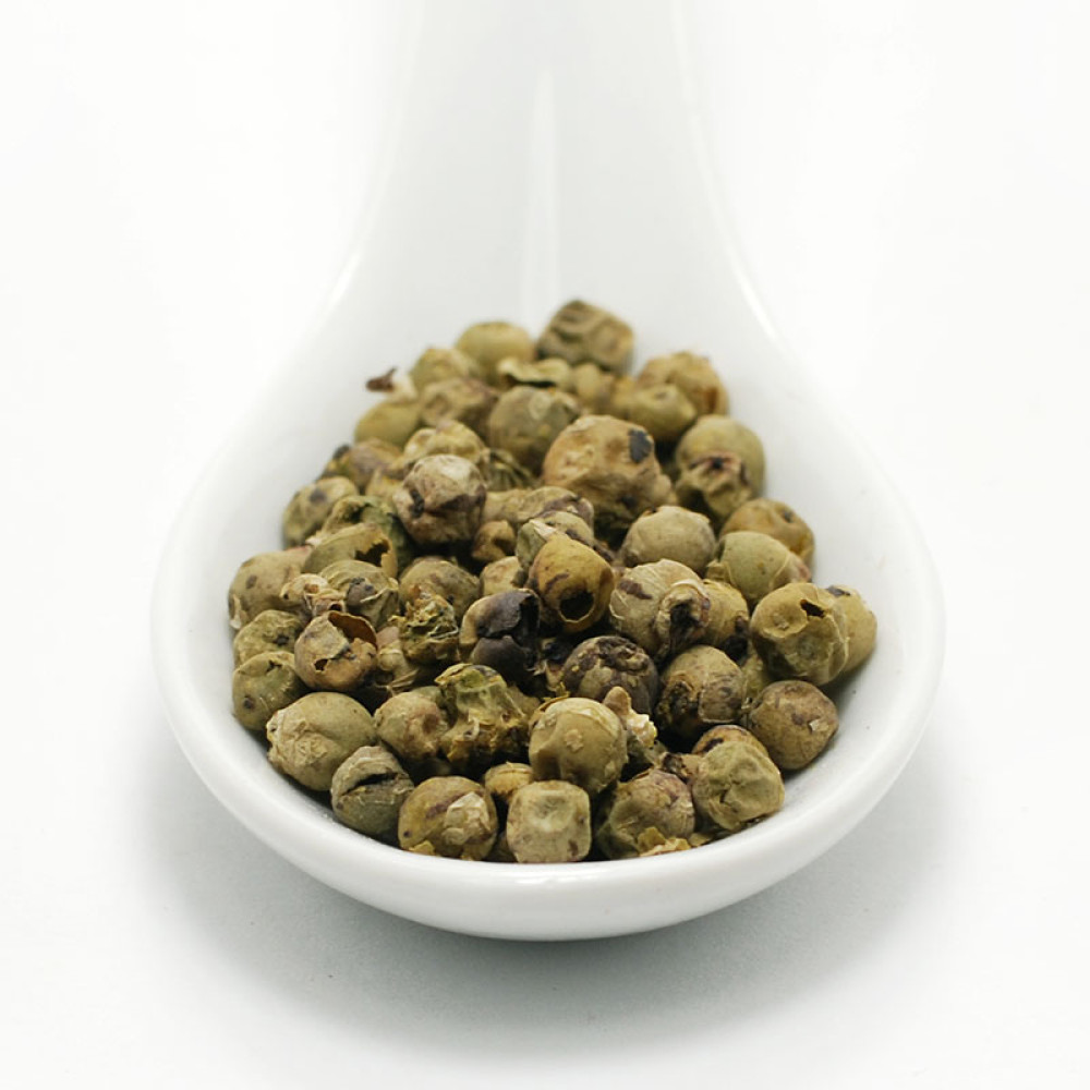 Whole green peppercorns